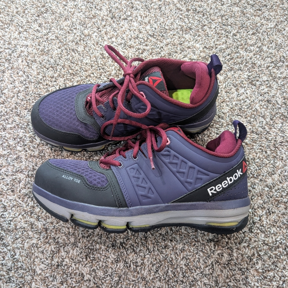 *CLEAROUT* Reebok DMX Flex Steel Alloy Toe Work Shoes Size 8